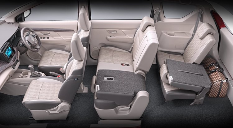 maruti suzuki smart flexi seating with 2nd and 3rd row recliner seats